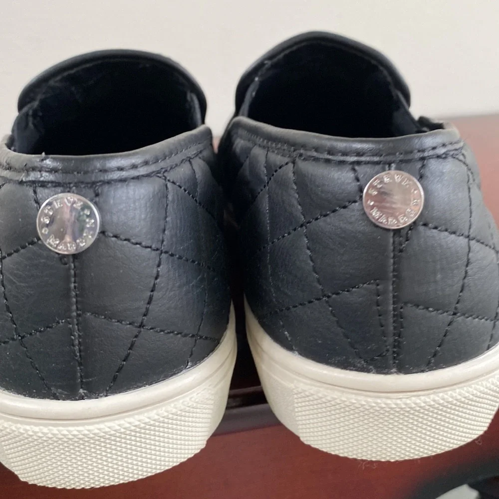 Steve Madden Ecentrcq slip on sneaker size 7B - Picture 6 of 6